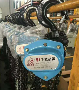 手拉葫蘆使用于預(yù)制裝配構(gòu)件標準化施工中